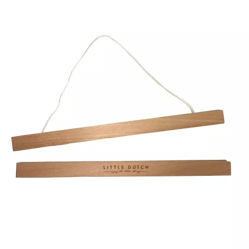 Dřevěný věšák na plakáty A3